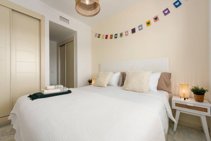 Image No.8-2 Bed Apartment for sale