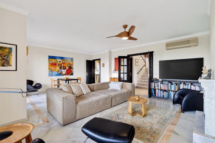 Image No.3-3 Bed Villa / Detached for sale