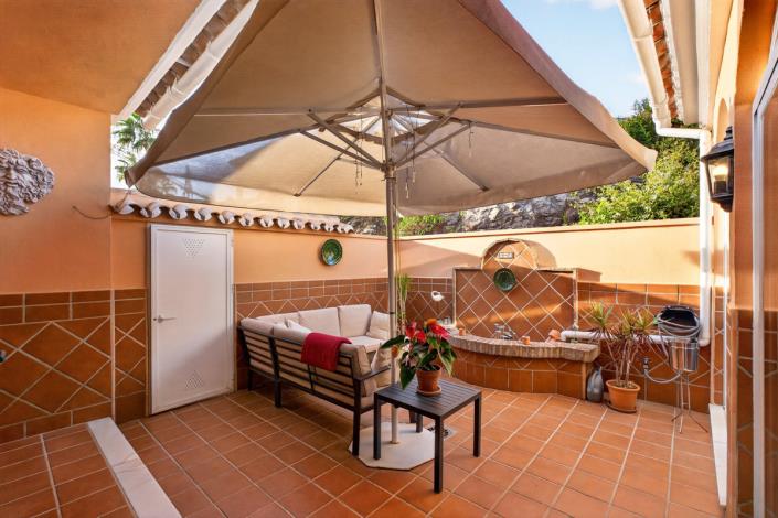 Image No.8-3 Bed Villa / Detached for sale