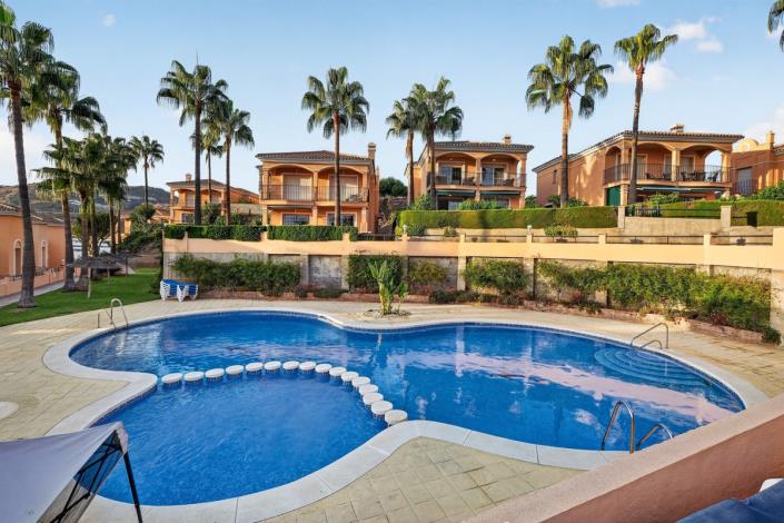 Image No.23-3 Bed Villa / Detached for sale