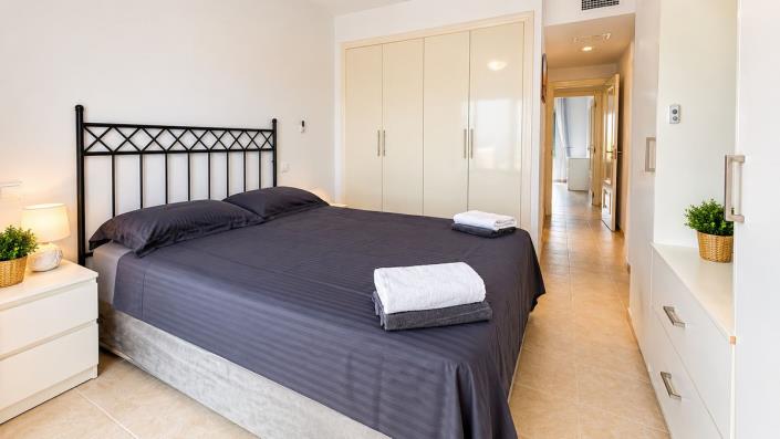 Image No.8-2 Bed Apartment for sale