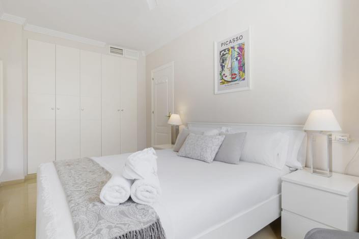 Image No.9-1 Bed Apartment for sale