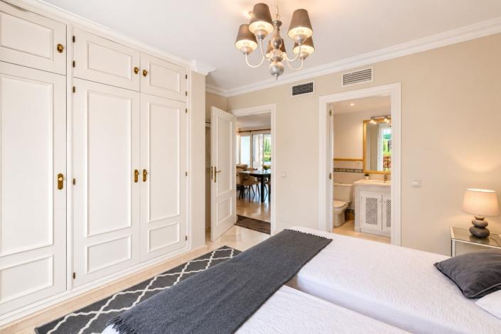 Image No.17-2 Bed Apartment for sale