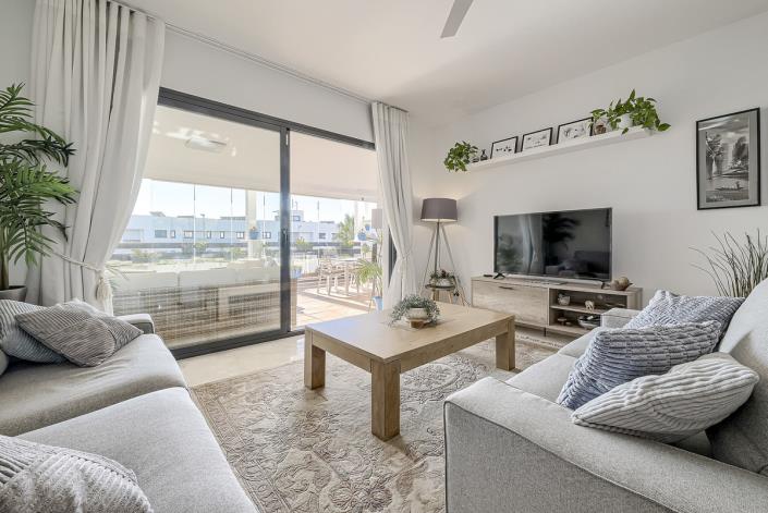 Image No.4-2 Bed Apartment for sale