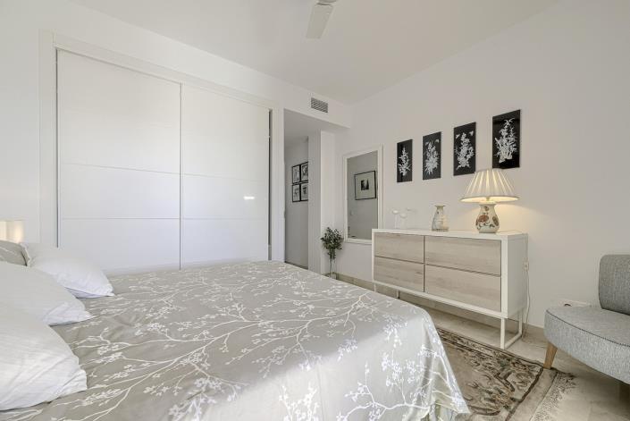 Image No.8-2 Bed Apartment for sale