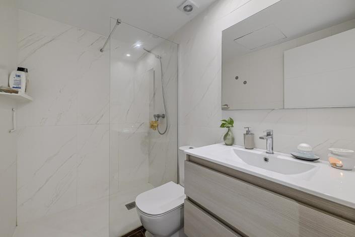 Image No.14-2 Bed Apartment for sale