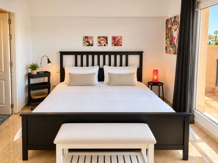 Image No.9-4 Bed Townhouse for sale