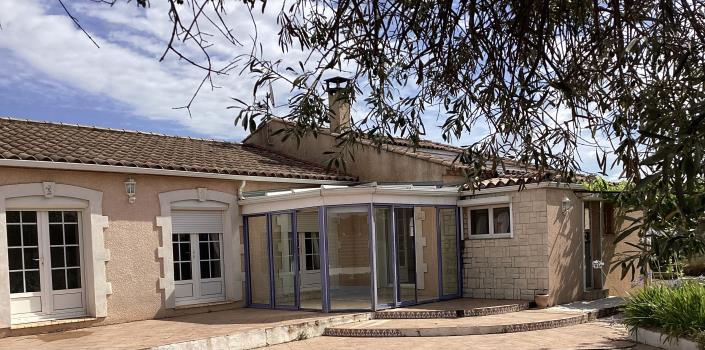 Image No.1-4 Bed House for sale