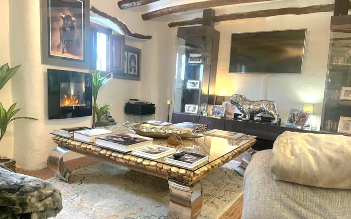 Image No.26-4 Bed Cortijo for sale