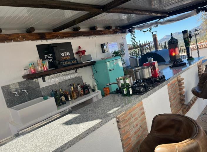 Image No.17-4 Bed Cortijo for sale