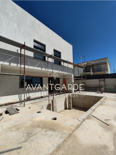 Image No.6-3 Bed Duplex for sale