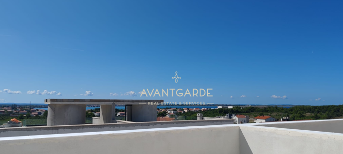 Image No.4-3 Bed Duplex for sale