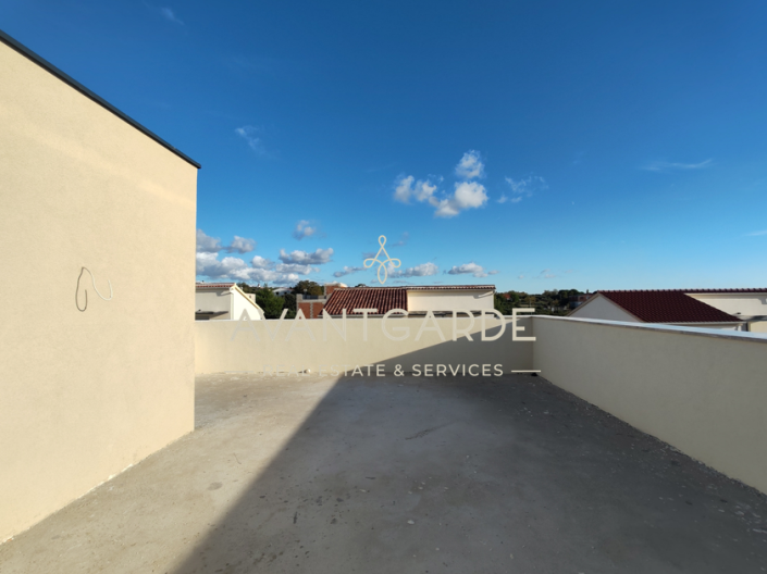 Image No.7-3 Bed Duplex for sale