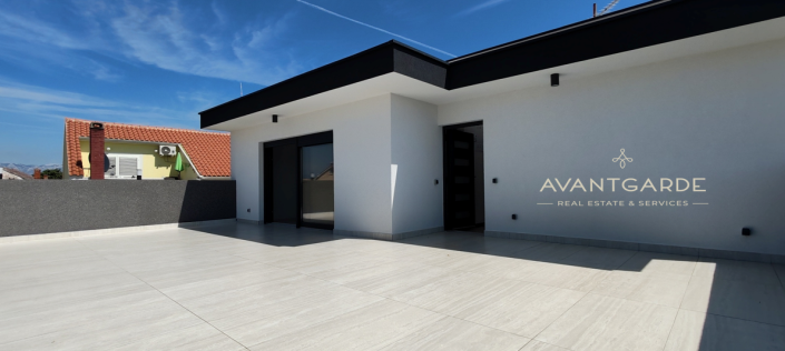 Image No.8-3 Bed Penthouse for sale