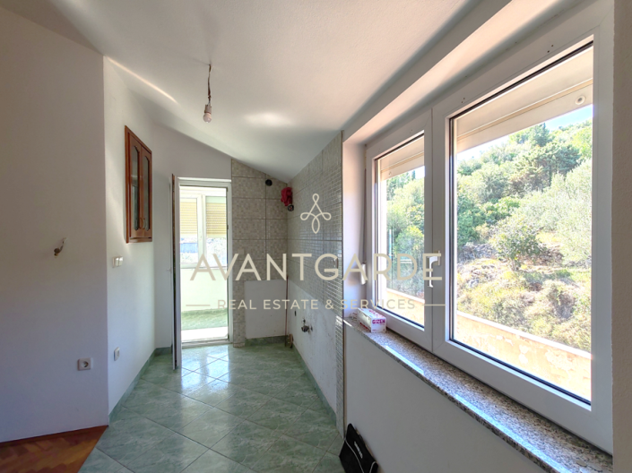 Image No.20-2 Bed House for sale