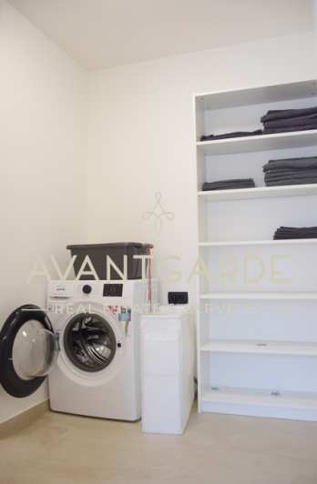 Image No.12-4 Bed House for sale