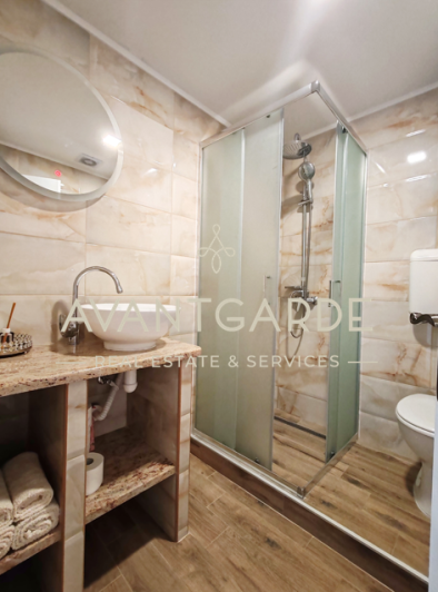 Image No.43-5 Bed House for sale