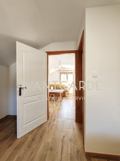 Image No.42-5 Bed House for sale