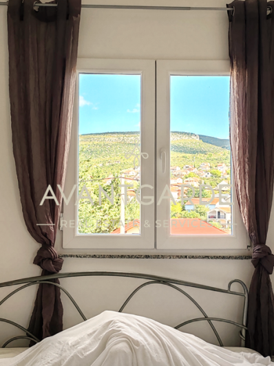 Image No.15-5 Bed House for sale