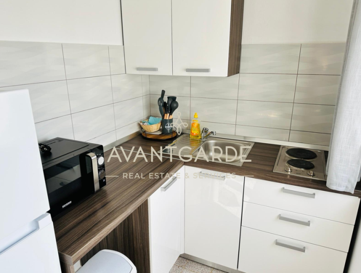 Image No.4-6 Bed House for sale