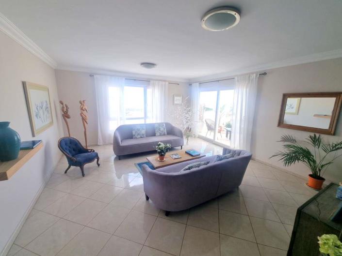 Image No.7-3 Bed Villa for sale