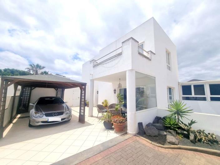 Image No.22-3 Bed Villa for sale