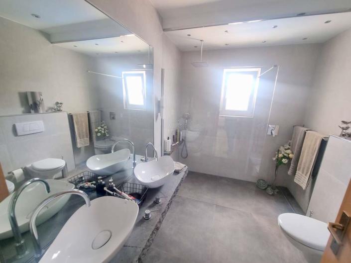 Image No.35-3 Bed Villa for sale