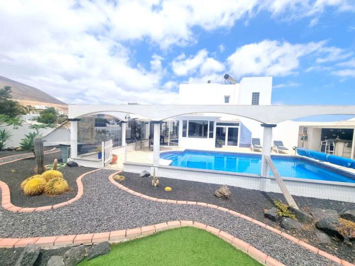 Image No.59-3 Bed Villa for sale