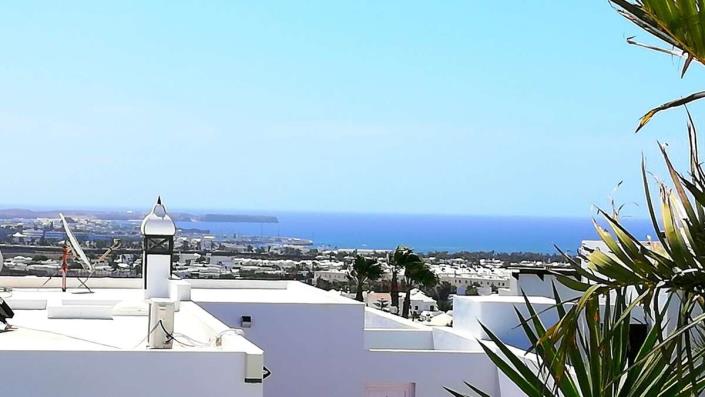 Image No.1-3 Bed Villa for sale