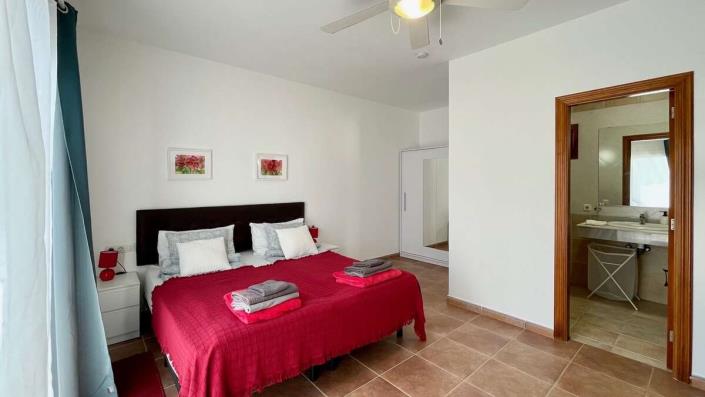 Image No.5-3 Bed Villa for sale