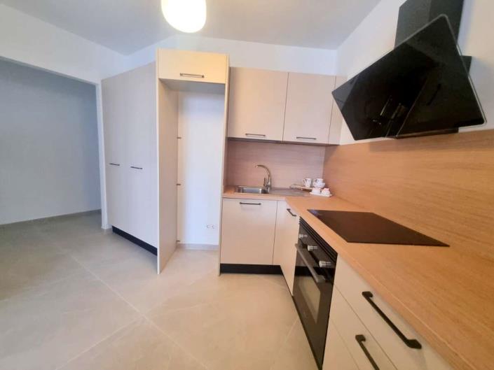 Image No.22-3 Bed Apartment for sale