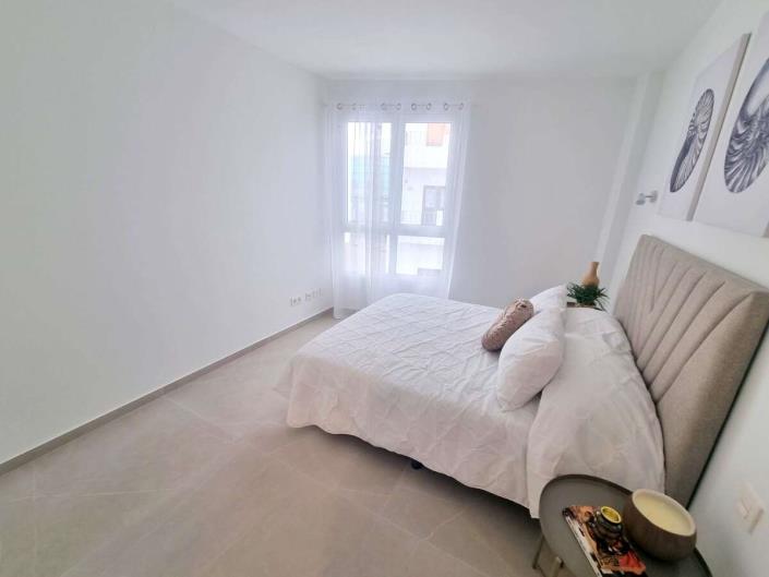 Image No.25-3 Bed Apartment for sale