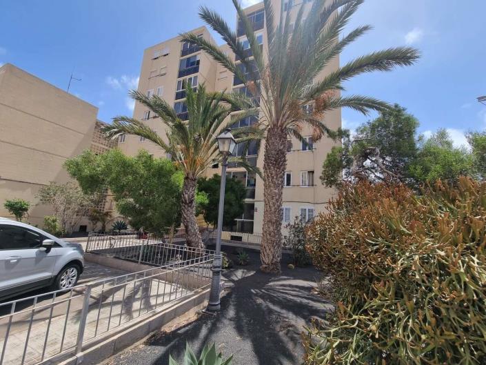 Image No.1-4 Bed Apartment for sale