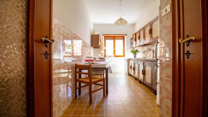 Image No.12-Appartement de 2 chambres à vendre à Pomezia