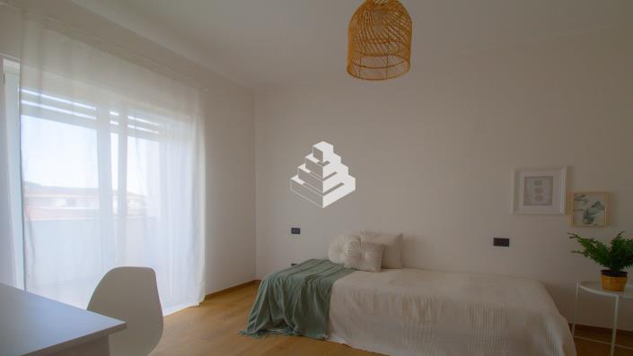 Image No.33-3 Bed Semi-Detached for sale