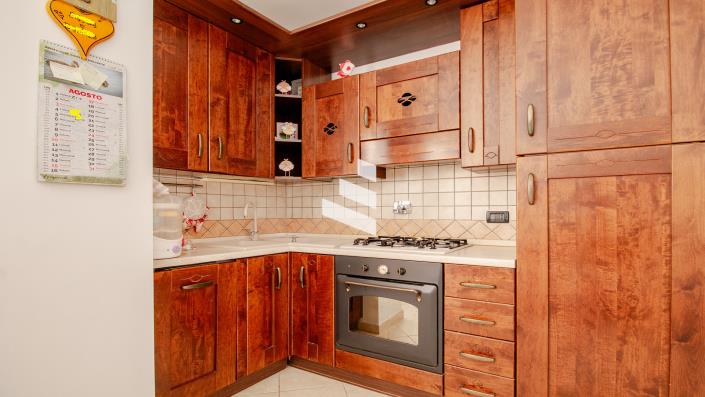 Image No.7-2 Bed Cottage for sale