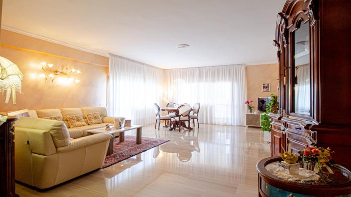 Image No.3-3 Bed Apartment for sale