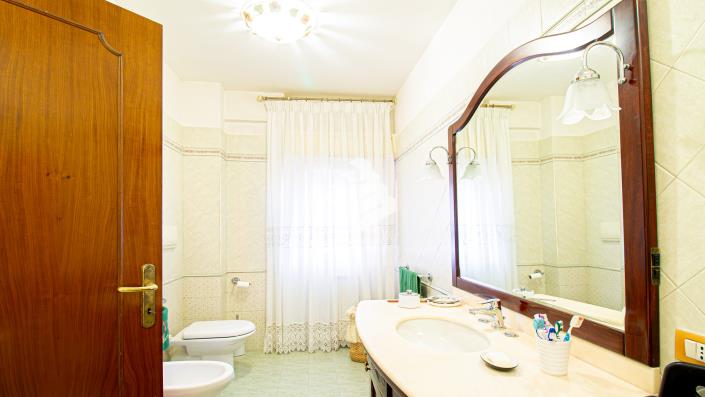 Image No.16-3 Bed Apartment for sale