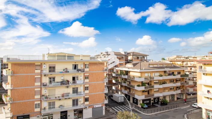 Image No.23-3 Bed Apartment for sale