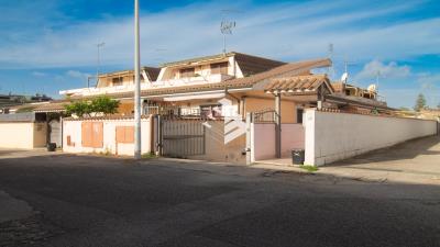 1 - Pomezia, Townhouse