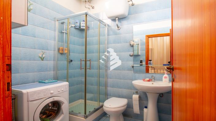 Image No.17-2 Bed Townhouse for sale