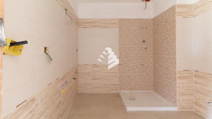 Image No.9-4 Bed Semi-Detached for sale