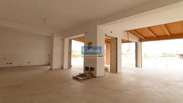 Image No.17-4 Bed Semi-Detached for sale