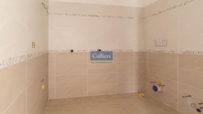 Image No.20-4 Bed Semi-Detached for sale