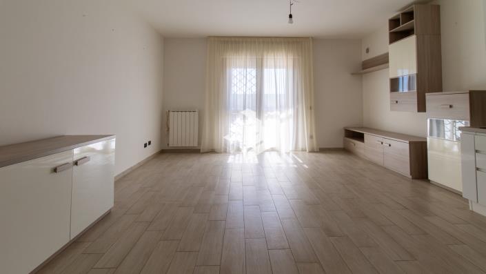 Image No.6-Appartement de 2 chambres à vendre à Pomezia