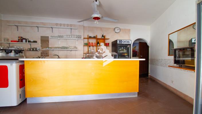 Image No.5-Commercial de 1 chambre à vendre à Pomezia