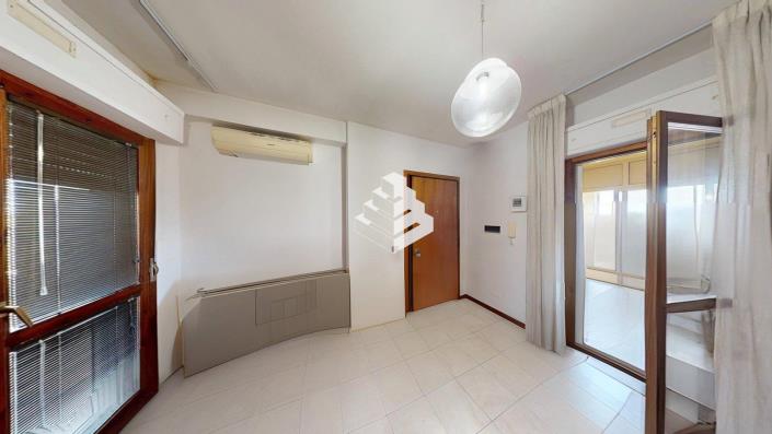 Image No.7-Appartement de 2 chambres à vendre à Pomezia