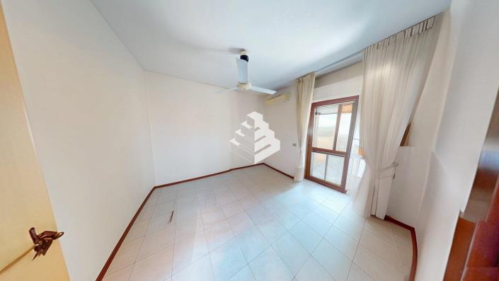 Image No.14-Appartement de 2 chambres à vendre à Pomezia