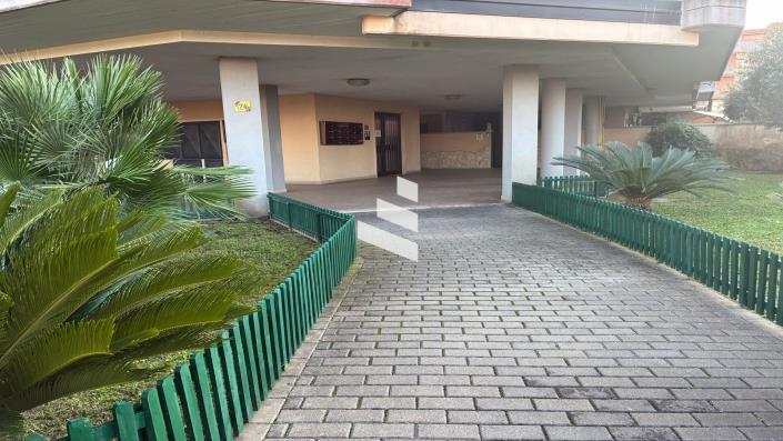 Image No.20-1 Bed Apartment for sale