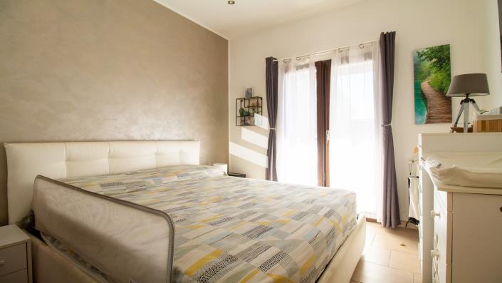 Image No.10-3 Bed Cottage for sale